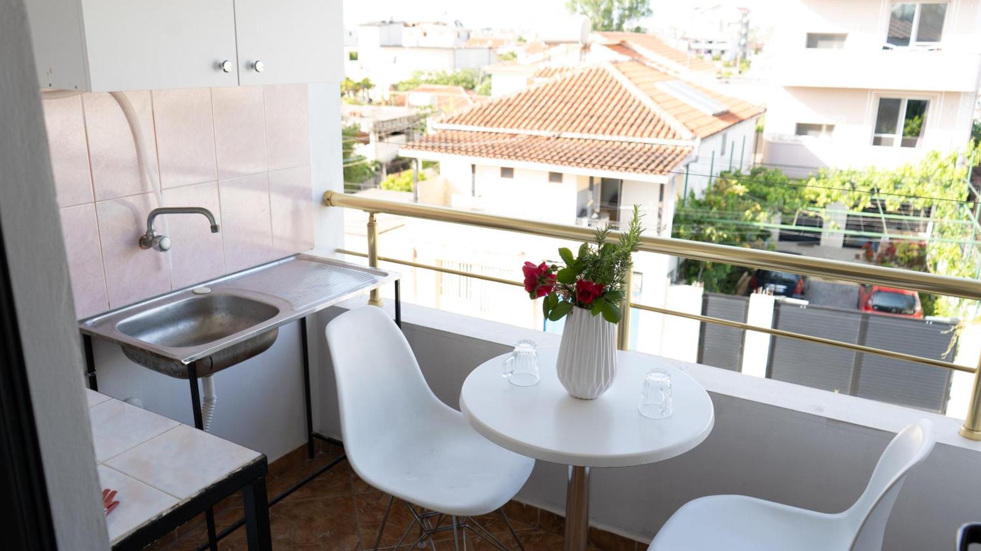 Villa Osmani Durrës Exteriör bild